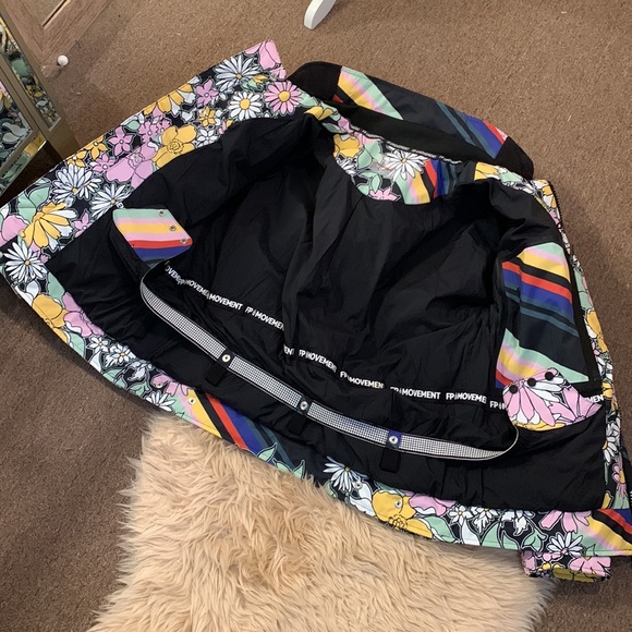 FP MOVEMENT Bunny Slope Printed Puffer Free People - Picture 10 of 15